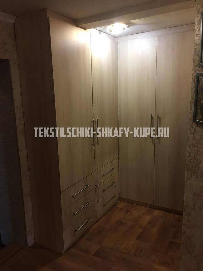 Шкафы угловые Текстильщики